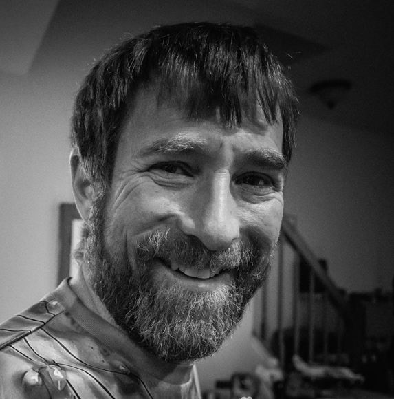 Meet your Posher, Chris - Picture 1 of 1